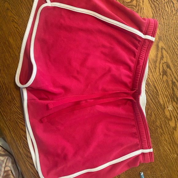 Pink Under Armour jersey shorts - Picture 1 of 5